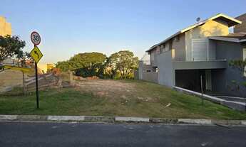 Imagem 4: Terreno plano a venda no Condomínio Bosque dos Cambaras, Valinhos-SP
