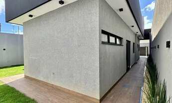 Imagem 2: Térrea nova para venda possui 180 m2 com 3 suítes - resid. Jardins do Lago