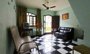 Imagem: Casa de condomínio em Avenida Vítor Meirelles