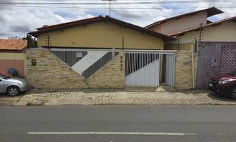 Imagem: Excelente residência na principal avenida