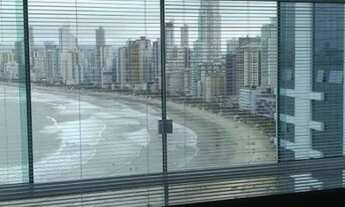 Imagem 7: Luxuoso flat B. Camburiú frente para o mar, 18º andar, diária R$550,00