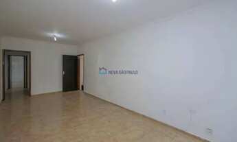 Imagem 3: Locação Casa| Campo Belo| Varanda| Quintal