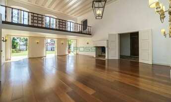 Imagem: Casa de 800 metros na Chácara Monte Alegre