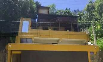 Imagem: Belíssimo sobrado no Parkway a venda