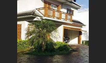 Imagem 3: EXCELENTE CASA Casa com 5 dormitórios