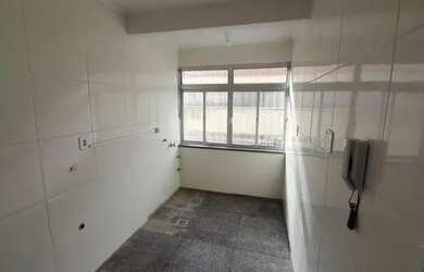 Imagem 6: Apartamento no Bairro JARDIM LEOPOLDINA com 80 m², 2 dormitórios, sala de estar, banheiro