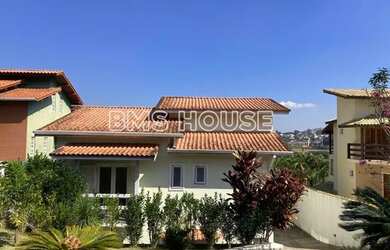 Imagem 3: Casa para Venda em Cotia, Parque Dom Henrique, 3 dormitórios, 2 suítes, 4 banheiros, 6 vag