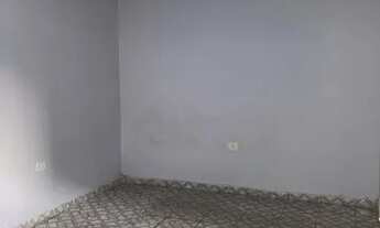 Imagem 5: Casa com 01 dormitório, sala, cozinha, banheiro e área de serviço - com 01 vaga de garagem