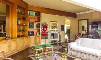 Imagem 3: Cobertura à venda no Morumbi, localizada em rua muita tranquila e arborizada, com 750 m²