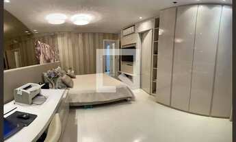 Imagem 6: Casa à Venda - Castelo, 3 Quartos, 229 m2