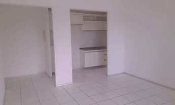 Imagem 3: Alugo Brisas Alto do Calhau com 3 quartos