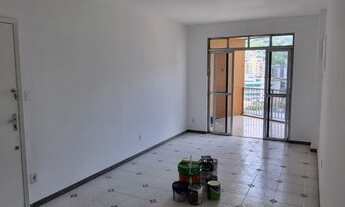 Imagem 4: Apartamento para aluguel e venda possui 100 metros quadrados com 3 quartos, cozinha, banhe
