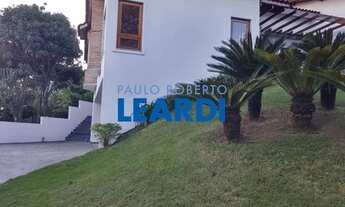 Imagem: CASA EM CONDOMÍNIO - ARUJAZINHO 1, 2, 3