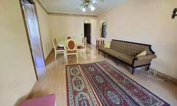 Imagem 6: Apartamento com 2 dormitórios de frente, sacada, elevador, portaria noturna 12h e 2 salões