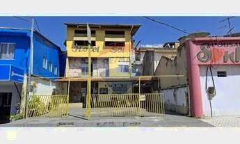 Imagem: Hotel Mobiliado, 44 cômodos, 26 quartos