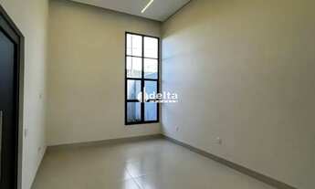 Imagem 3: Casa residencial com 3 quartos sendo 1 suíte disponível para venda no bairro Aclimação em