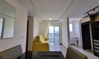 Imagem 5: Apartamento semimobiliado no bairro Santo Antônio com 2 quartos, cozinha com armários e 1