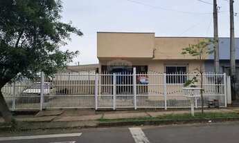 Imagem: Excelente Casa com Quintal e Churrasqueira