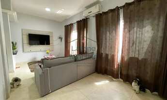 Imagem: Casa à venda - 706 sul - 4 quartos (2 suítes)