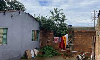 Imagem 3: Casa com 3 Barracões - Rua Canaã