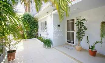 Imagem 2: Ótima casa com 4 dormitórios no Passo da Areia