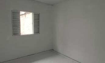 Imagem 4: Alugo Casa 5 Cômodos - 700,00 com Garagem - Jd Jacira