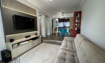 Imagem: Sobrado geminado de esquina no bairro Costa