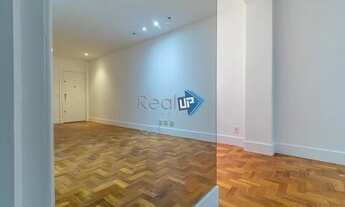 Imagem 4: TEM 3 QUARTOS em RUA SILENCIOSA em LARANJEIRAS SIM