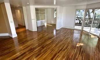 Imagem 3: Apartamento Alto Padrão em Moema com 240m2, 3 suites, Varandas, Depósito particular, 3 vag