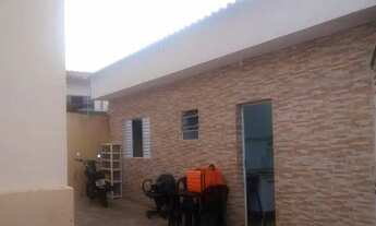 Imagem: Casa para venda tem 80 metros quadrados