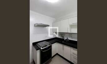 Imagem 6: Apartamento para Aluguel - Vila Guilhermina, 2 Quartos, 45 m2