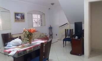 Imagem 16: Casa/sobrado com alto padrão de qualidade, situado na QN 01 Riacho Fundo I