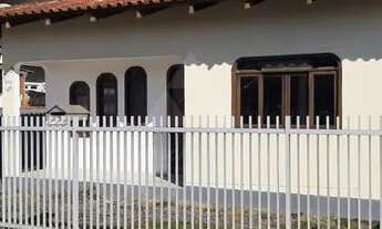 Imagem: CASA À VENDA COM 3 DORMITÓRIOS, SENDO