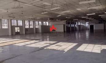 Imagem 5: Galpão comercial com 2.100 m² à 800 metros do Metrô Penha, com energia Trifásica