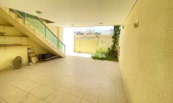 Imagem 2: Casa com 03 quartos, suíte, 04 vagas no Alvorada