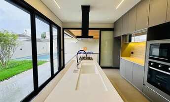 Imagem 2: CASA RESIDENCIAL VILLAGGIO 3 | 3 SUÍTES | 4 VAGAS