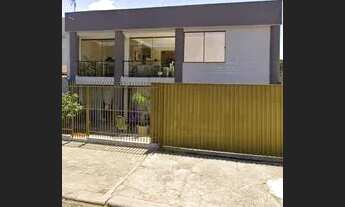 Imagem: Alugo Sobrado