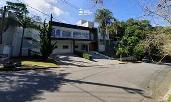 Imagem 4: Casa de Condomínio com 4 Suítes à Venda em Residencial Monterey Ville, 739 m²