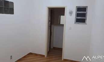 Imagem 2: Apartamento para venda tem 32 metros quadrados com 1 quarto em Várzea - Teresópolis - RJ