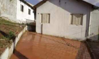 Imagem: Cornélio Procópio- PR. Bairro Jardim Primavera-Casa