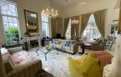 Imagem 4: Apartamento para aluguel tem 960 metros quadrados com 5 quartos