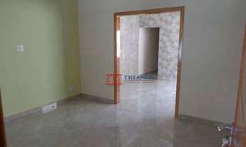 Imagem 3: Casa com fino acabamento e ótima localização