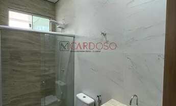 Imagem 7: Casa com 200m², composta por 3 quartos, sendo uma suíte, garagem ampla- 26 de Setembro