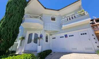 Imagem: PORTO ALEGRE - Casa Padrão - Petropolis