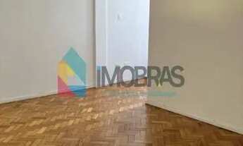 Imagem 2: COPACABANA!! POSTO 6!! APTO. QUARTO E SALA COM DEPENDÊNCIAS! REFORMADO! SILENCIOSO!