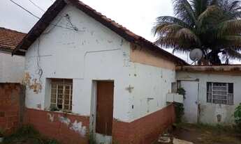 Imagem: Exclusivo Casa para reforma ou demolição