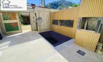 Imagem 2: ALUGO LINDA CASA TRIPLEX PRIMEIRA LOCAÇÃO / VARGEM GRANDE