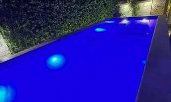 Imagem 2: Casa de condomínio para venda tem 210 metros quadrados com 3 quartos