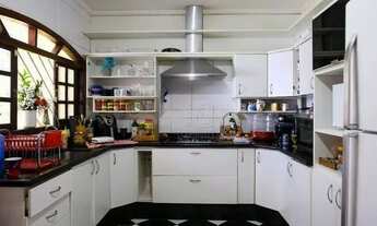 Imagem 5: Sobrado com 5 dormitórios à venda, 206 m² por R$ 850.000,00 - Vila Camilópolis - Santo And