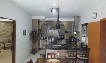 Imagem 4: Casa para venda com 260 metros quadrados com 6 quartos em Centro - São Pedro da Aldeia - R